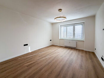 Pronájem bytu 2+1 v osobním vlastnictví 62 m², Příbram