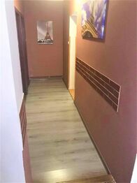 Prodej domu 100 m², Roštění