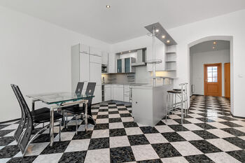 Prodej bytu 3+kk v osobním vlastnictví 86 m², Plzeň