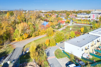 Prodej pozemku 2475 m², Hradec Králové