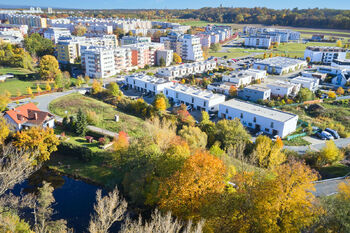 Prodej pozemku 2475 m², Hradec Králové