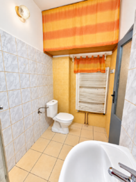 koupelna - Pronájem bytu 3+1 v osobním vlastnictví 55 m², České Budějovice