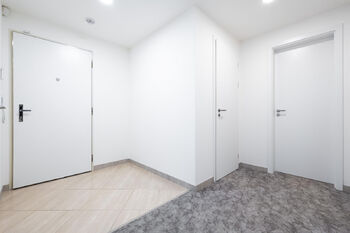 Prodej bytu 3+kk v osobním vlastnictví 112 m², Praha 5 - Stodůlky