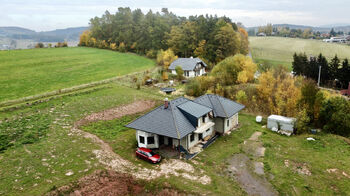 Prodej domu 300 m², Stará Paka