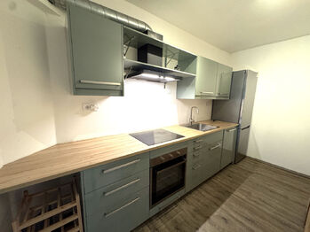 Pronájem bytu 3+1 v osobním vlastnictví 86 m², Černošice