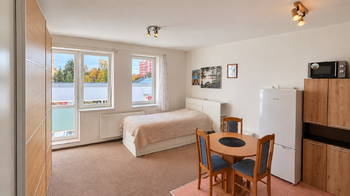 Pronájem bytu 1+kk v osobním vlastnictví 33 m², Praha 10 - Horní Měcholupy