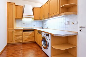 Pronájem bytu 2+kk v družstevním vlastnictví 39 m², Praha 4 - Kamýk