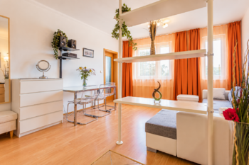 Prodej bytu 2+kk v osobním vlastnictví 50 m², Praha 5 - Stodůlky