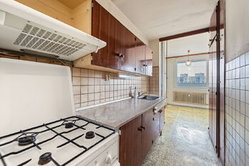 Prodej bytu 2+1 v osobním vlastnictví 62 m², Praha 8 - Bohnice