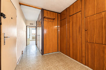 Prodej bytu 2+1 v osobním vlastnictví 62 m², Praha 8 - Bohnice