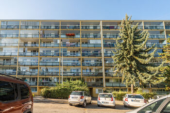 Prodej bytu 2+1 v osobním vlastnictví 62 m², Praha 8 - Bohnice