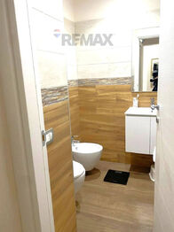Prodej bytu 2+kk v osobním vlastnictví 65 m², Bari