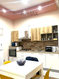 Prodej bytu 2+kk v osobním vlastnictví 65 m², Bari