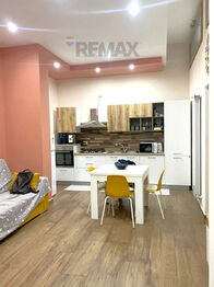 Prodej bytu 2+kk v osobním vlastnictví 65 m², Bari