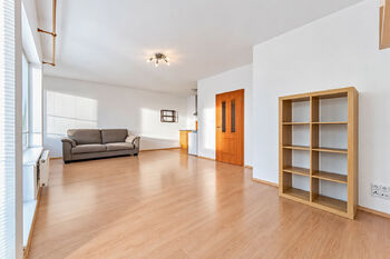 Pronájem byt 1+kk, 44 m2+balkon, Dusíkova, Lesná, Brno - Pronájem bytu 1+kk v osobním vlastnictví 44 m², Brno