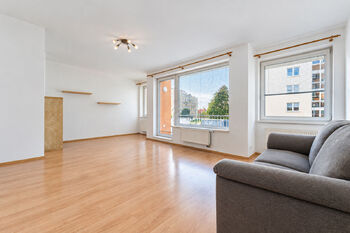 Pronájem byt 1+kk, 44 m2+balkon, Dusíkova, Lesná, Brno - Pronájem bytu 1+kk v osobním vlastnictví 44 m², Brno