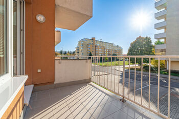 Pronájem byt 1+kk, 44 m2+balkon, Dusíkova, Lesná, Brno - Pronájem bytu 1+kk v osobním vlastnictví 44 m², Brno