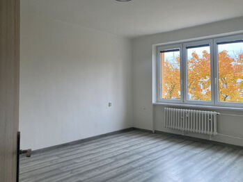 Pronájem bytu 2+1 v osobním vlastnictví 48 m², Chomutov