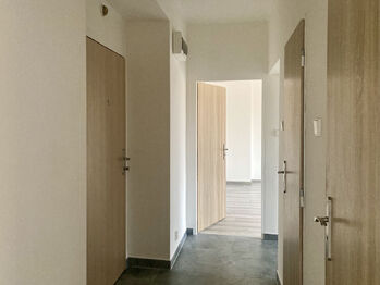 Pronájem bytu 2+1 v osobním vlastnictví 48 m², Chomutov