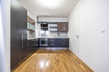Kuchyňský kout - Prodej bytu 3+kk v osobním vlastnictví 99 m², Praha 3 - Žižkov