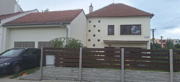 Dvojgaráž - Prodej domu 172 m², Vyškov