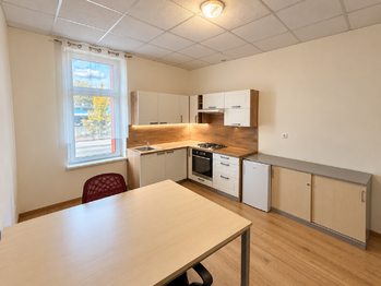 Pronájem bytu 2+kk v osobním vlastnictví 43 m², Dobřichovice