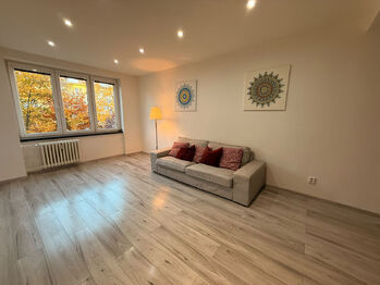 Denisa Myslivcová   604 191 744 - Prodej bytu 3+kk v osobním vlastnictví 68 m², Ostrava