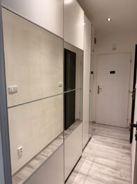 Denisa Myslivcová   604 191 744 - Prodej bytu 3+kk v osobním vlastnictví 68 m², Ostrava