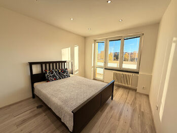 Denisa Myslivcová   604 191 744 - Prodej bytu 3+kk v osobním vlastnictví 68 m², Ostrava