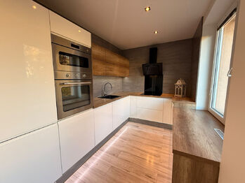 Denisa Myslivcová   604 191 744 - Prodej bytu 3+kk v osobním vlastnictví 68 m², Ostrava 
