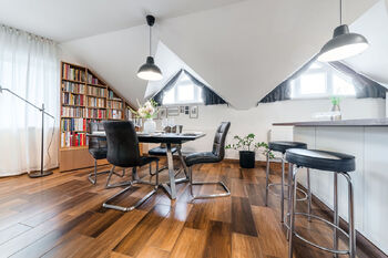 Velkorysý byt 4+kk, 175 m² s garáží, balkonem a zahradou, ulice Podstránská, Brno - Slatina - Prodej bytu 4+kk v osobním vlastnictví 175 m², Brno