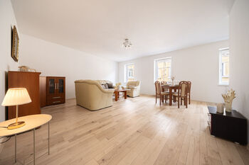 Prodej domu 330 m², Česká Lípa