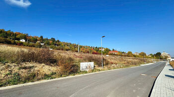 Prodej pozemku 554 m², Libušín