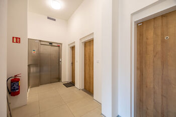 Prodej bytu 1+kk v osobním vlastnictví 45 m², Modřice