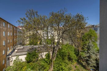 Prodej bytu 1+kk v osobním vlastnictví 26 m², Praha 10 - Strašnice