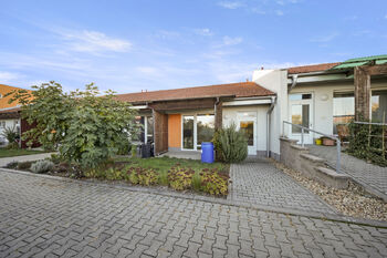 Zahrádka - Pronájem bytu 1+kk v osobním vlastnictví 43 m², Šakvice