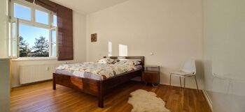 Pronájem bytu 2+kk v osobním vlastnictví 90 m², Hradec Králové