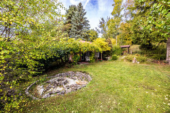 Prodej pozemku 401 m², Děčín