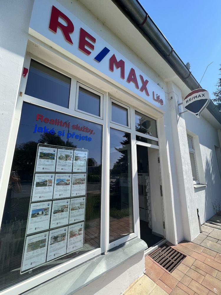 Re max life reality re max