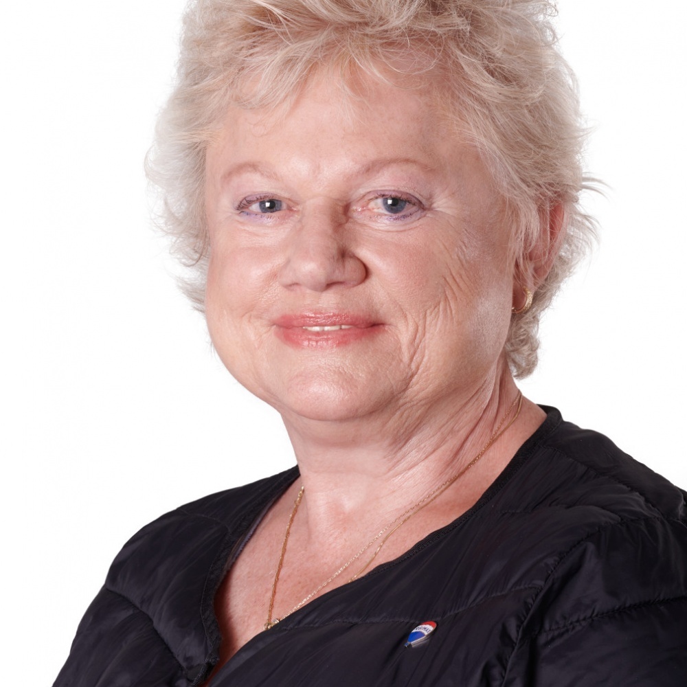 Realitní makléř PhDr. Vendula Raymová, LL.M. Reality RE/MAX