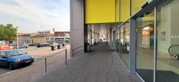 Pronájem komerčního objektu (obchodní centrum), 1000 m2, Kolín