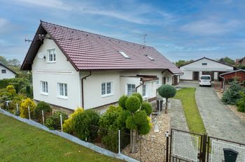 Prodej domu, 500 m2, Ohnišťany