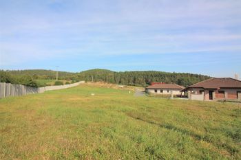 Prodej pozemku, 984 m2, Obory