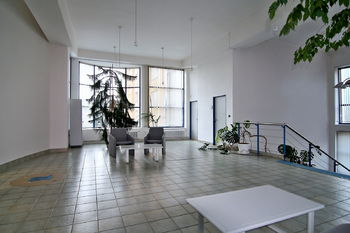 Pronájem komerčního objektu (administrativní budova), 360 m2, Český Krumlov