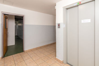 Prodej bytu 1+kk v družstevním vlastnictví, 24 m2, Praha 10 - Záběhlice
