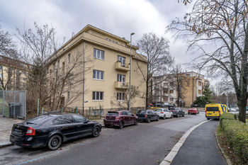 Prodej bytu 1+kk v osobním vlastnictví, 23 m2, Praha 10 - Vršovice