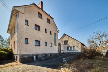 Prodej komerčního objektu (administrativní budova), 218 m2, Nečín