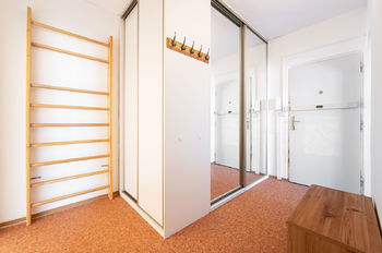 Prodej bytu 2+1 v osobním vlastnictví, 60 m2, Praha 10 - Hostivař