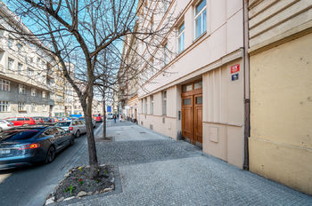 Prodej bytu 2+1 v osobním vlastnictví, 47 m2, Praha 2 - Nové Město