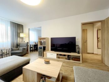 Prodej bytu 3+1 v osobním vlastnictví, 82 m2, Praha 6 - Řepy